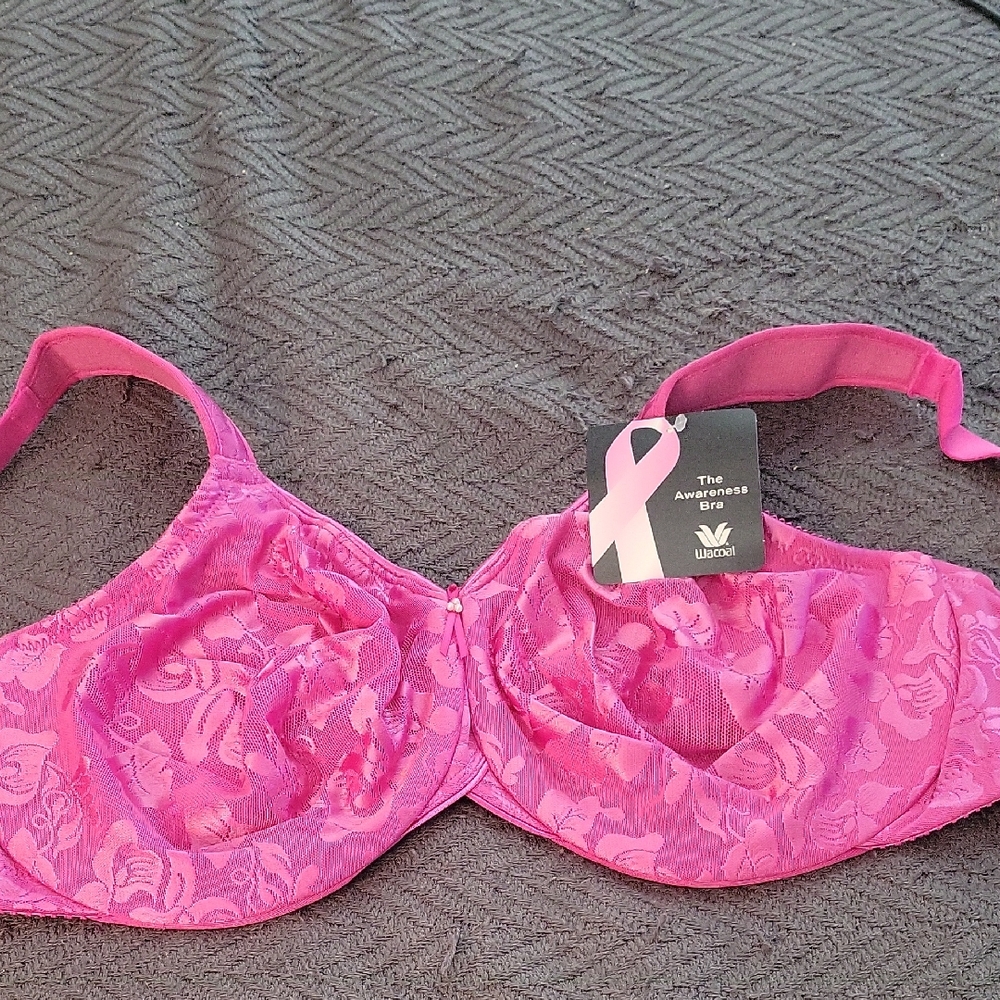 Wacoal Pink Lace Full Coverage Bra